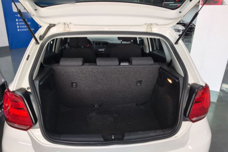 Volkswagen Polo 2017 #19 Volkswagen Polo 2017 car image #19