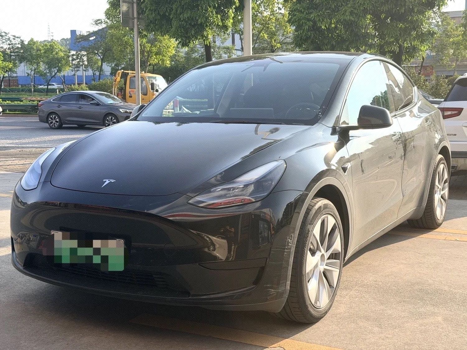 Tesla Model Y 2023 Tesla Model Y 2023 car image