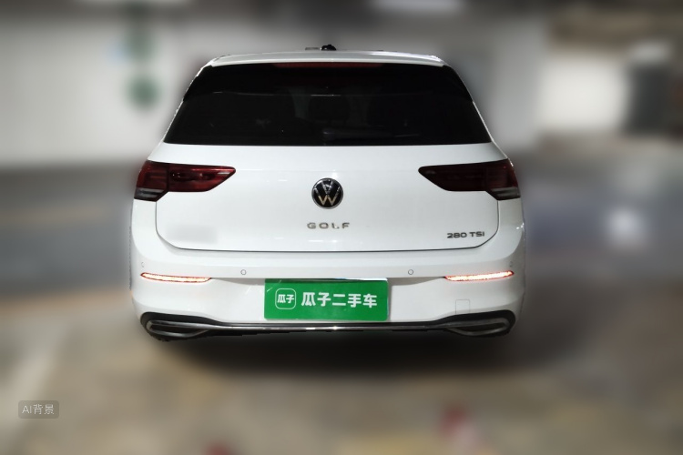 Volkswagen Golf 2023 car image #6