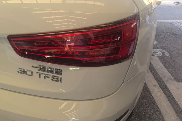 Audi Q3 2017 #8 Audi Q3 2017 car image #8