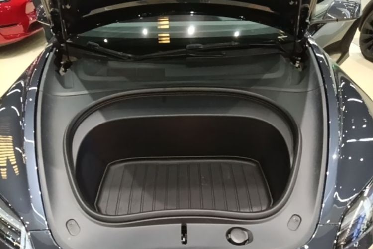 Tesla Model 3 2024 #20 Tesla Model 3 2024 car image #20