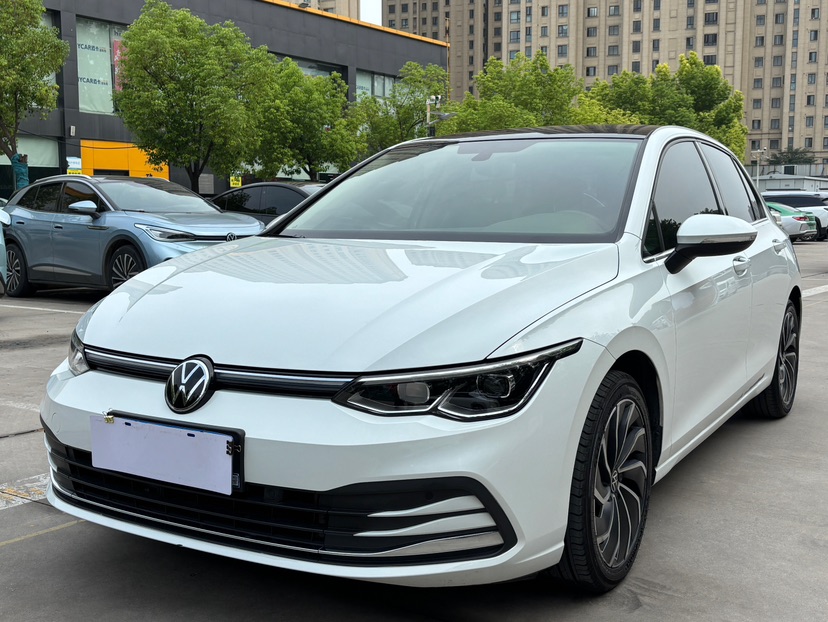 Volkswagen Golf 2021 car image 