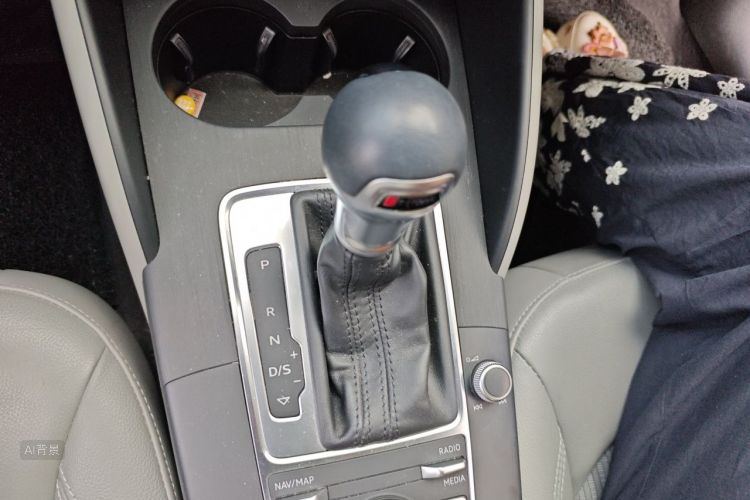 Audi A3 2019 car image #16