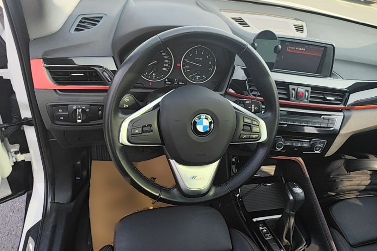 BMW X1 2017 #11 BMW X1 2017 car image #11