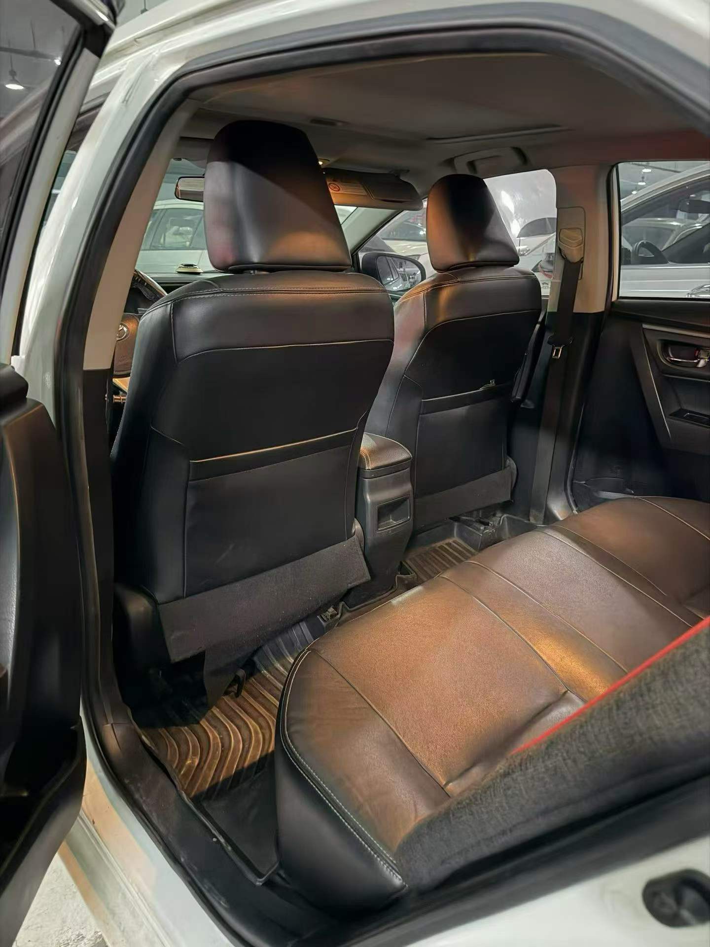 Toyota Corolla 2016 car image #3