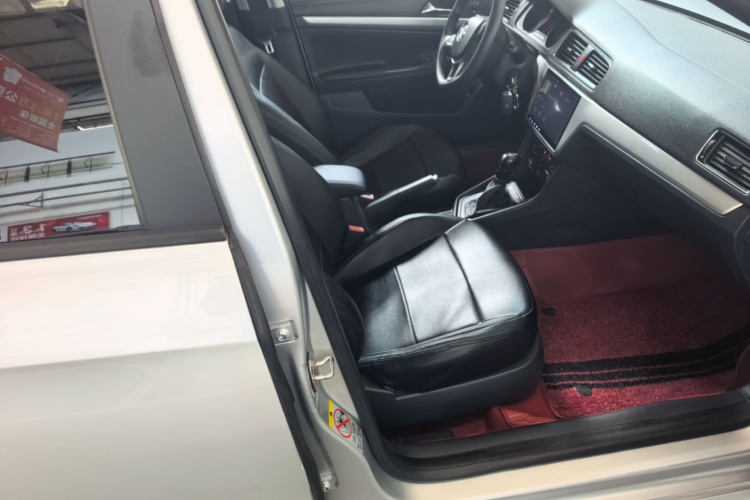 Volkswagen Lavida 2017 car image #24