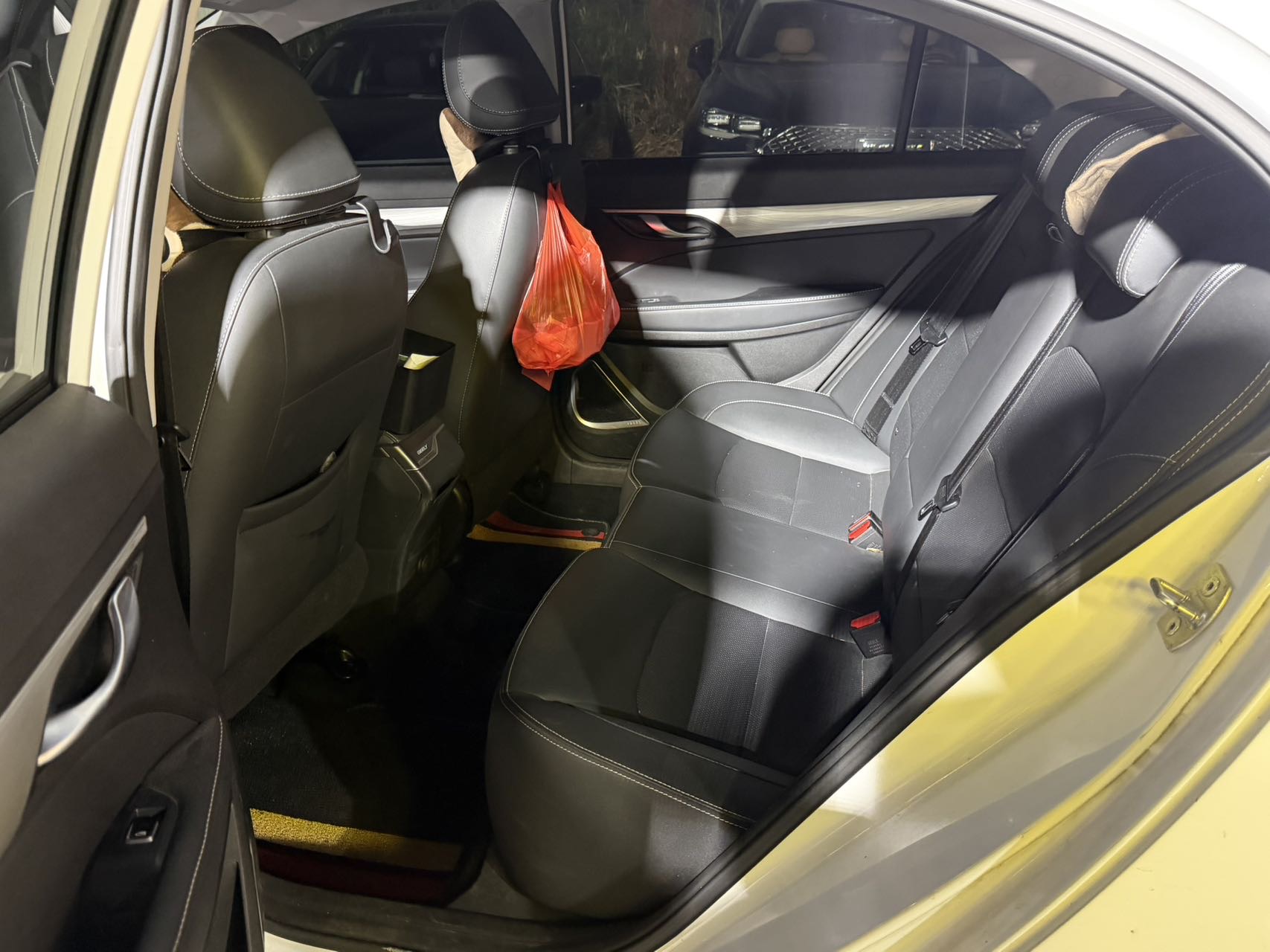 GEELY Emgrand 2020 صورة سيارة #4