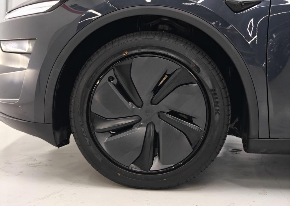 Tesla Model Y 2025 #6 Tesla Model Y 2025 image de voiture #6