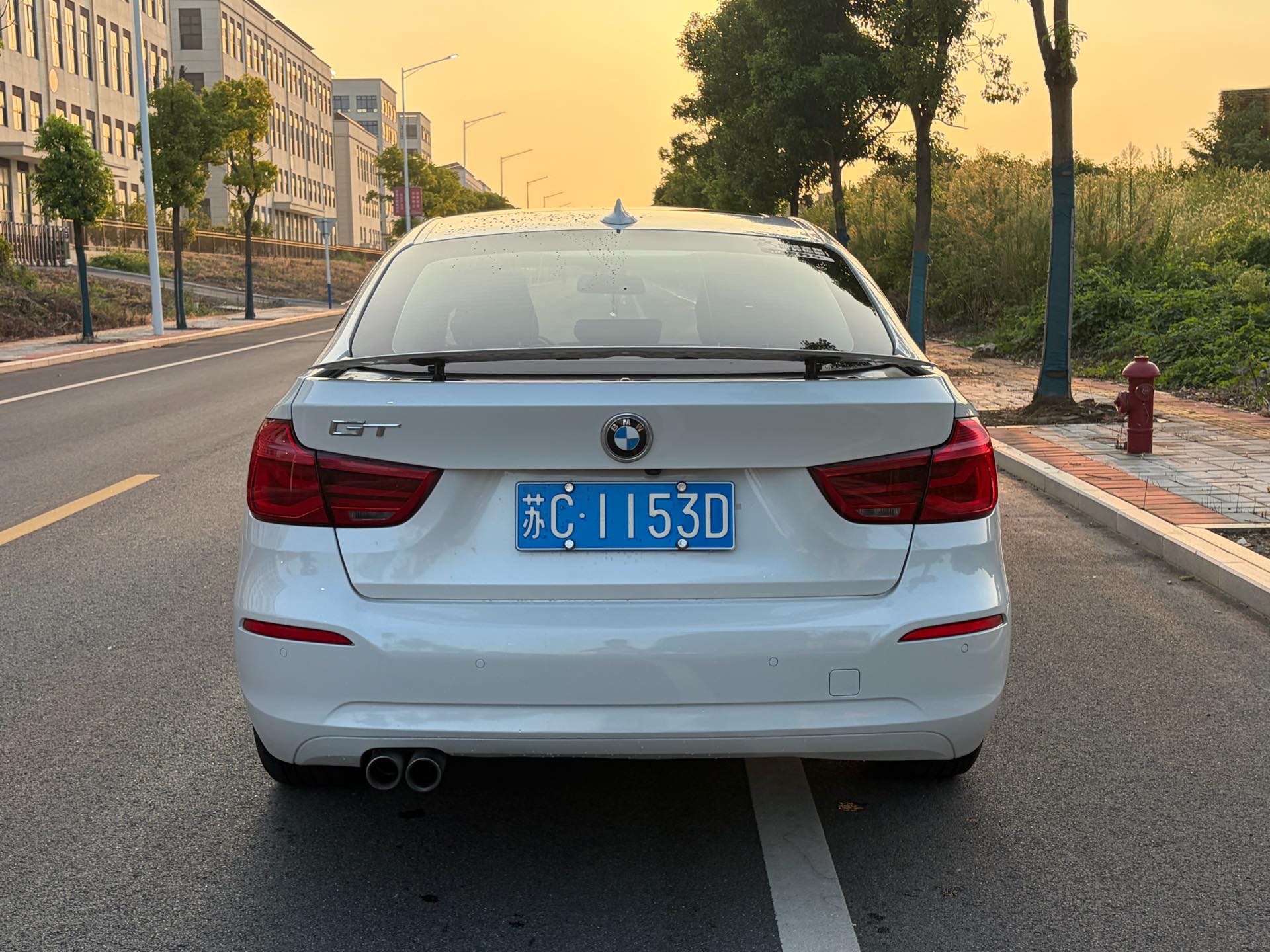 BMW 3 Series GT 2018 #5 BMW 3 Series GT 2018 car image #5
