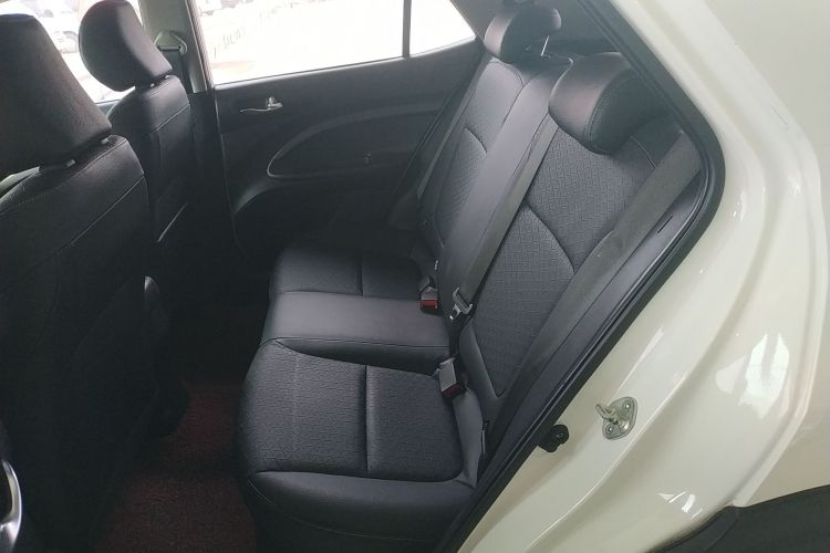 起亚 奕跑 2018 汽车图片 #17