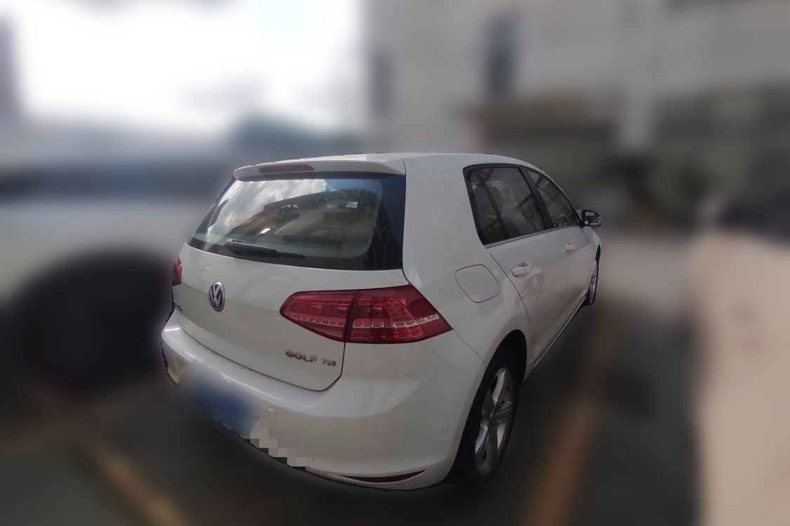 Volkswagen Golf 2015 car image #4