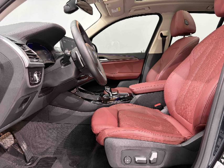 BMW X3 2022 car image #4