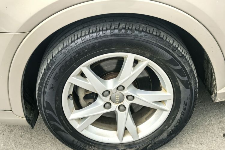 Audi Q3 2017 immagine di auto #7