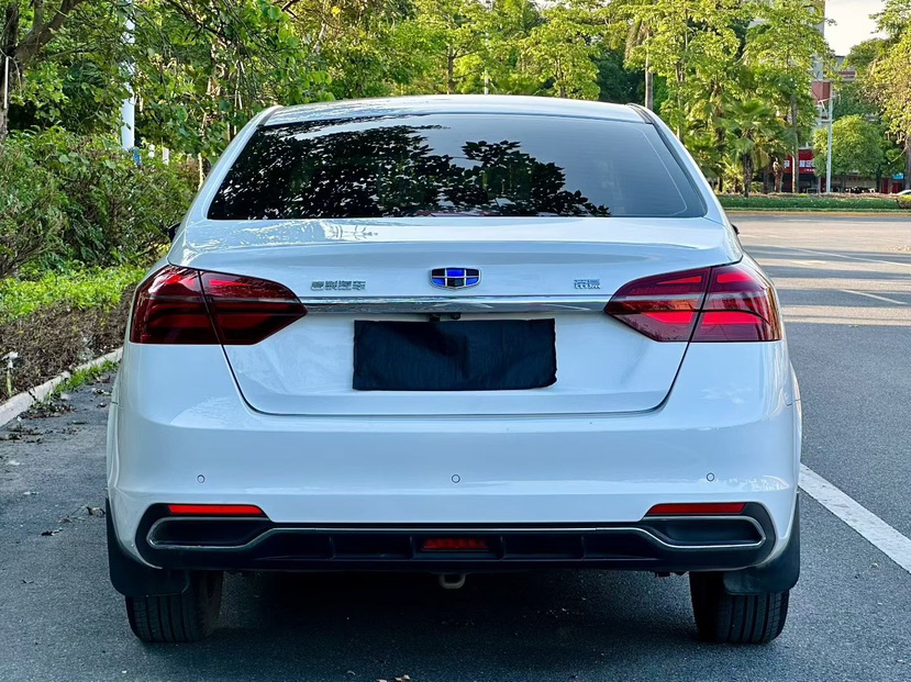 GEELY Emgrand 2019 car image #5