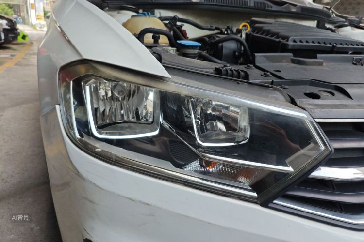 Volkswagen Bora 2016 car image #8