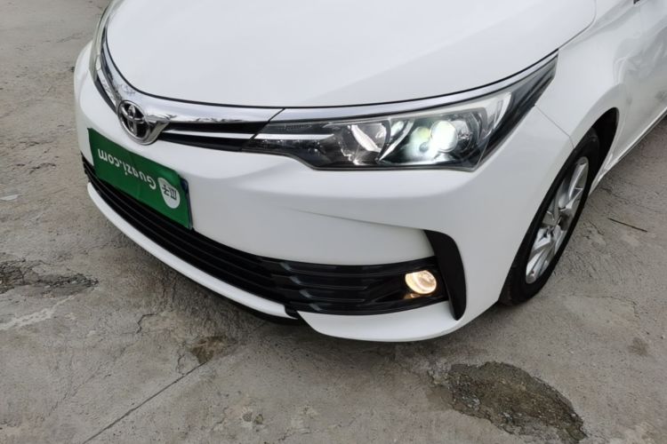 Toyota Corolla 2017 car image #23