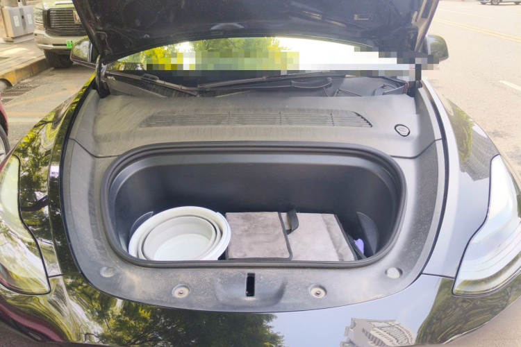 Tesla Model Y 2023 #22 Tesla Model Y 2023 car image #22