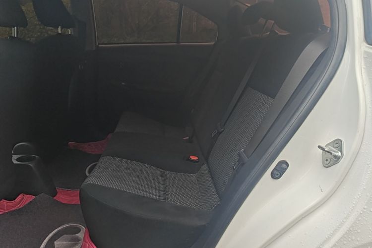 Toyota Vios 2015 car image #17
