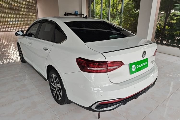 Volkswagen Lavida 2022 car image #5