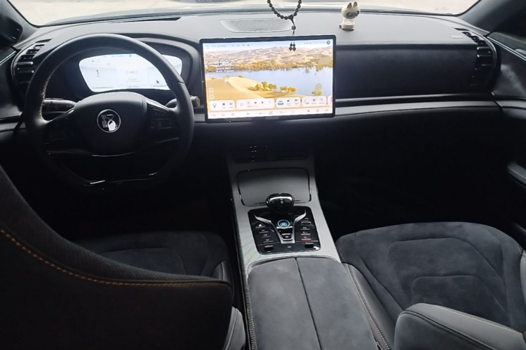 BYD Han 2024 car image #10