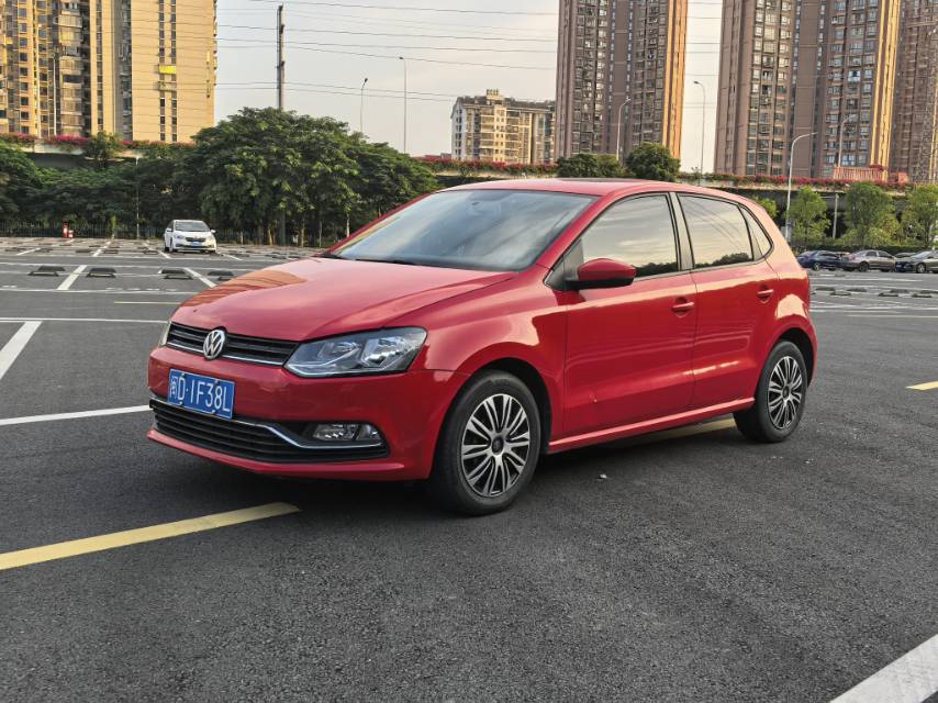 Volkswagen Polo 2016 Volkswagen Polo 2016 immagine di auto
