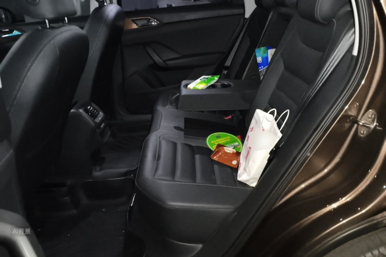 Volkswagen Tharu 2018 car image #19
