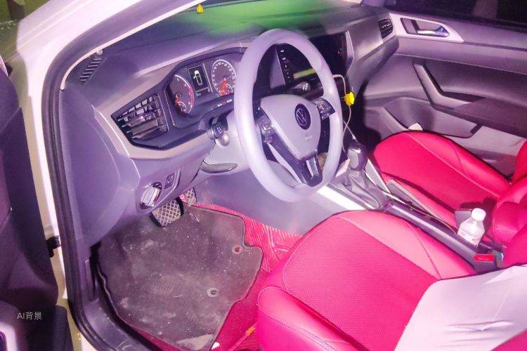 Volkswagen Polo 2021 car image #18