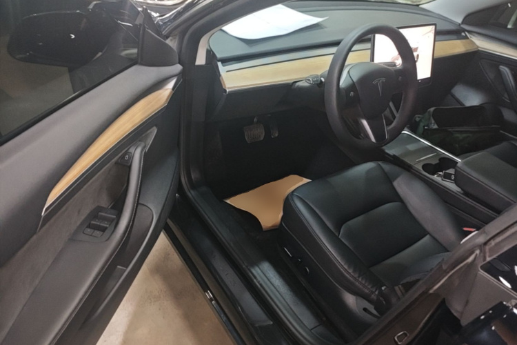 Tesla Model 3 2023 #16 Tesla Model 3 2023 car image #16