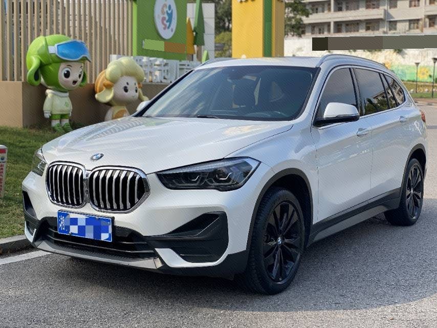 BMW X1 2021 BMW X1 2021 car image