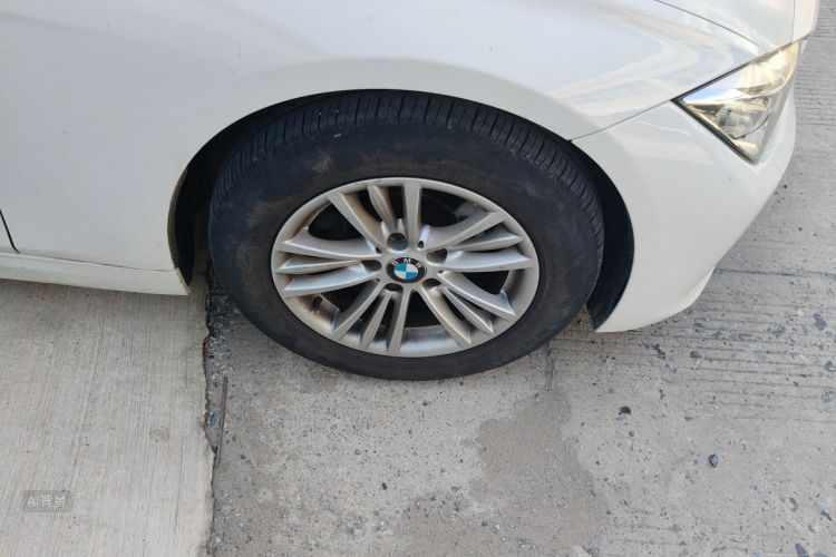 BMW 3 Series 2015 car image #9