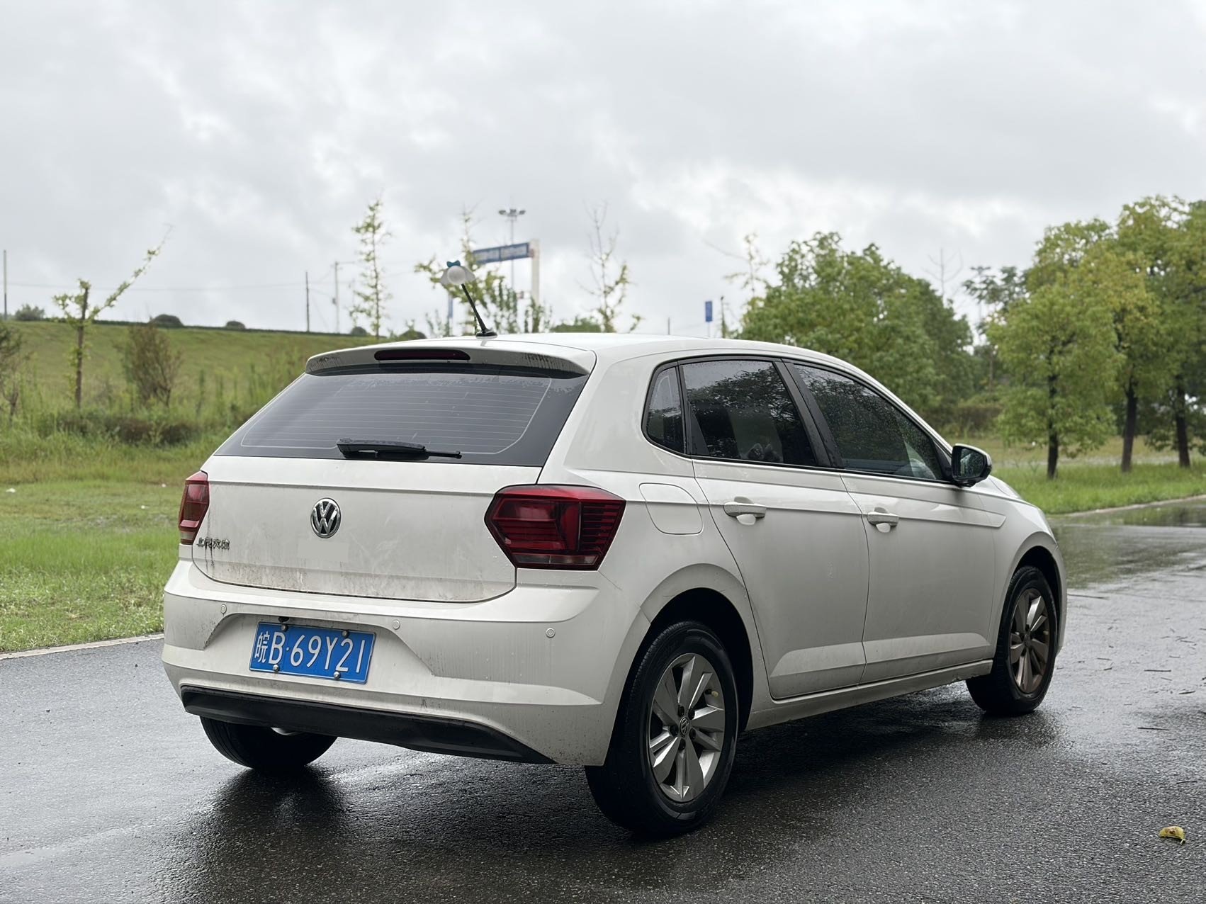 Volkswagen Polo 2021 صورة سيارة #5