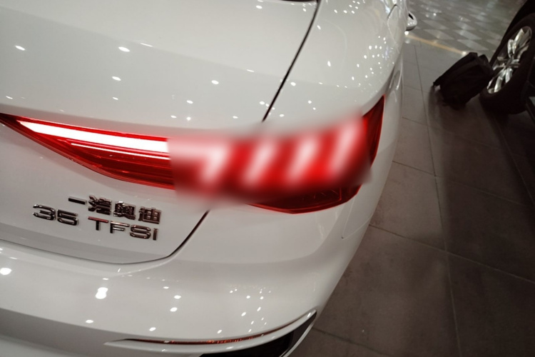 Audi A3 2024 car image #8