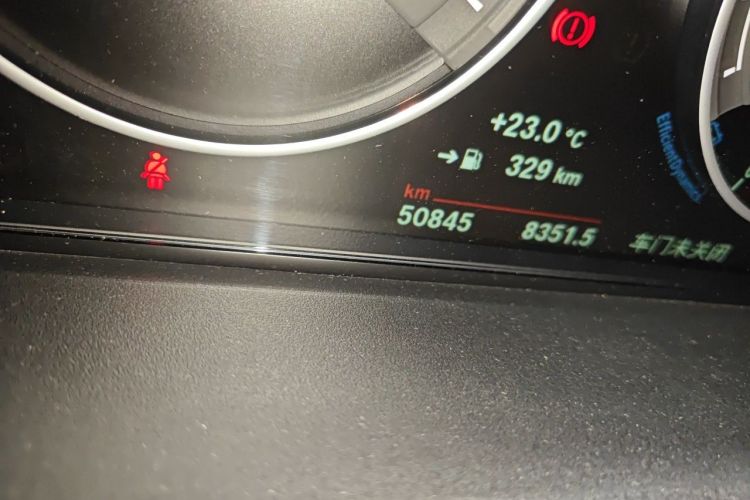 BMW 3 Series 2018 #8 BMW 3 Series 2018 car image #8