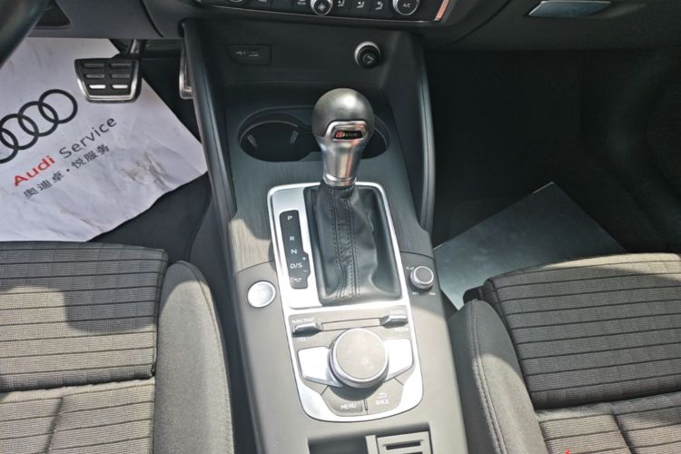 Audi A3 2020 car image #14