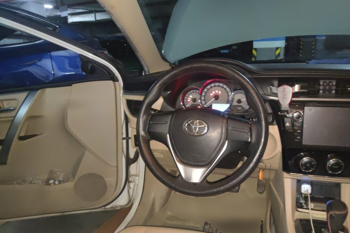 Toyota Corolla 2014 car image #22