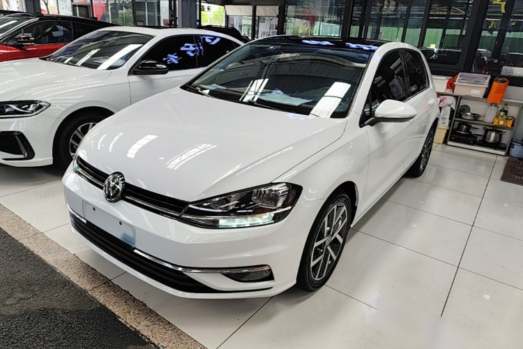 Volkswagen Golf 2020 #2 Volkswagen Golf 2020 car image #2
