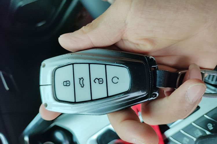 GEELY Coolray 2020 car image #9