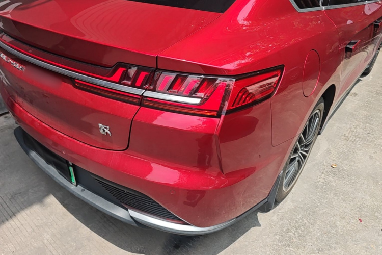 BYD Han 2022 car image #8
