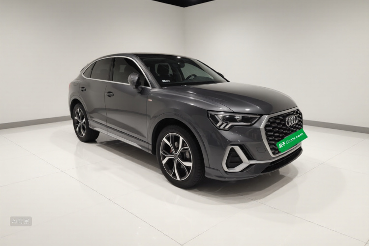Audi Q3 2021 car image #4