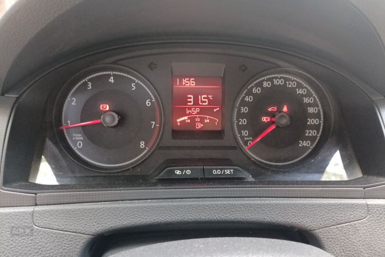 Volkswagen Santana 2017 car image #13