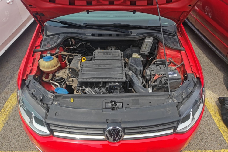 Volkswagen Polo 2015 #20 Volkswagen Polo 2015 car image #20