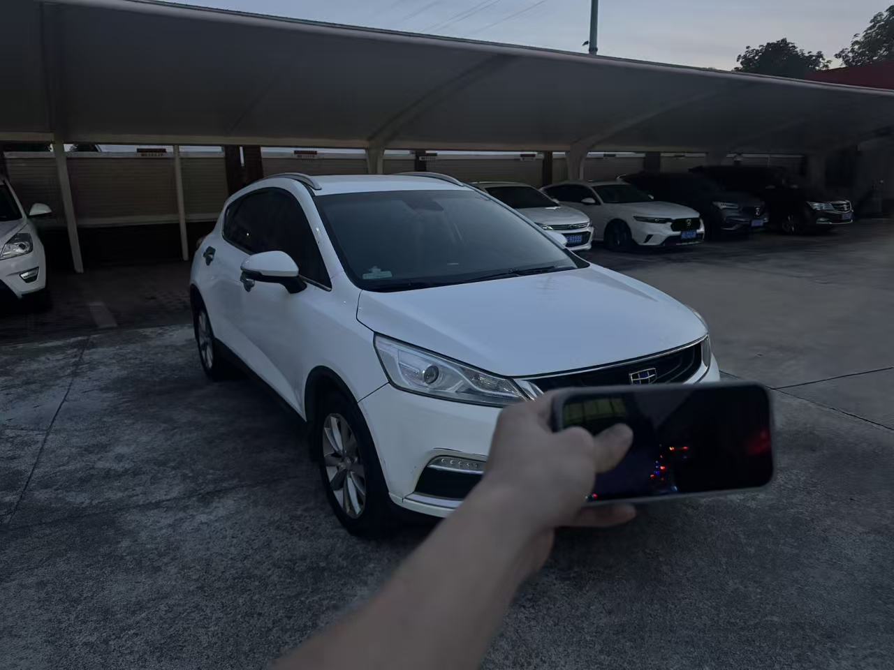 GEELY Emgrand GS 2018 car image #4