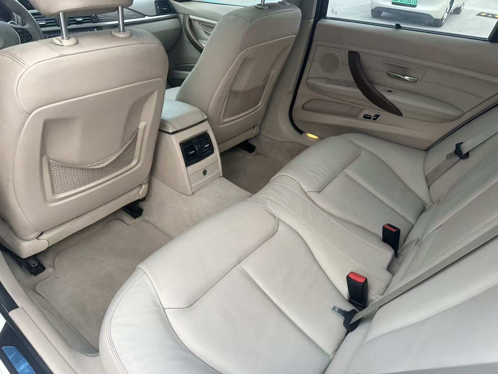 BMW 3 Series 2013 imagen de coche #8