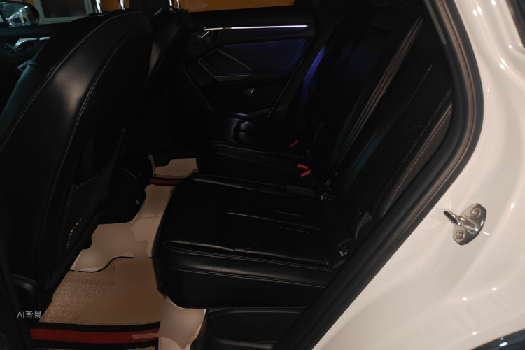 Audi Q3 2024 car image #19