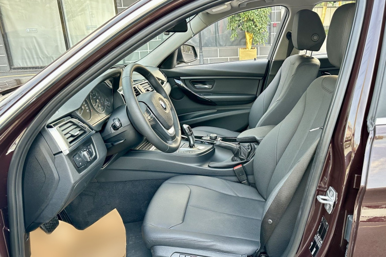 BMW 3 Series 2017 #26 BMW 3 Series 2017 car image #26