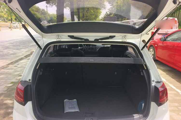 Volkswagen Golf 2018 #19 Volkswagen Golf 2018 car image #19