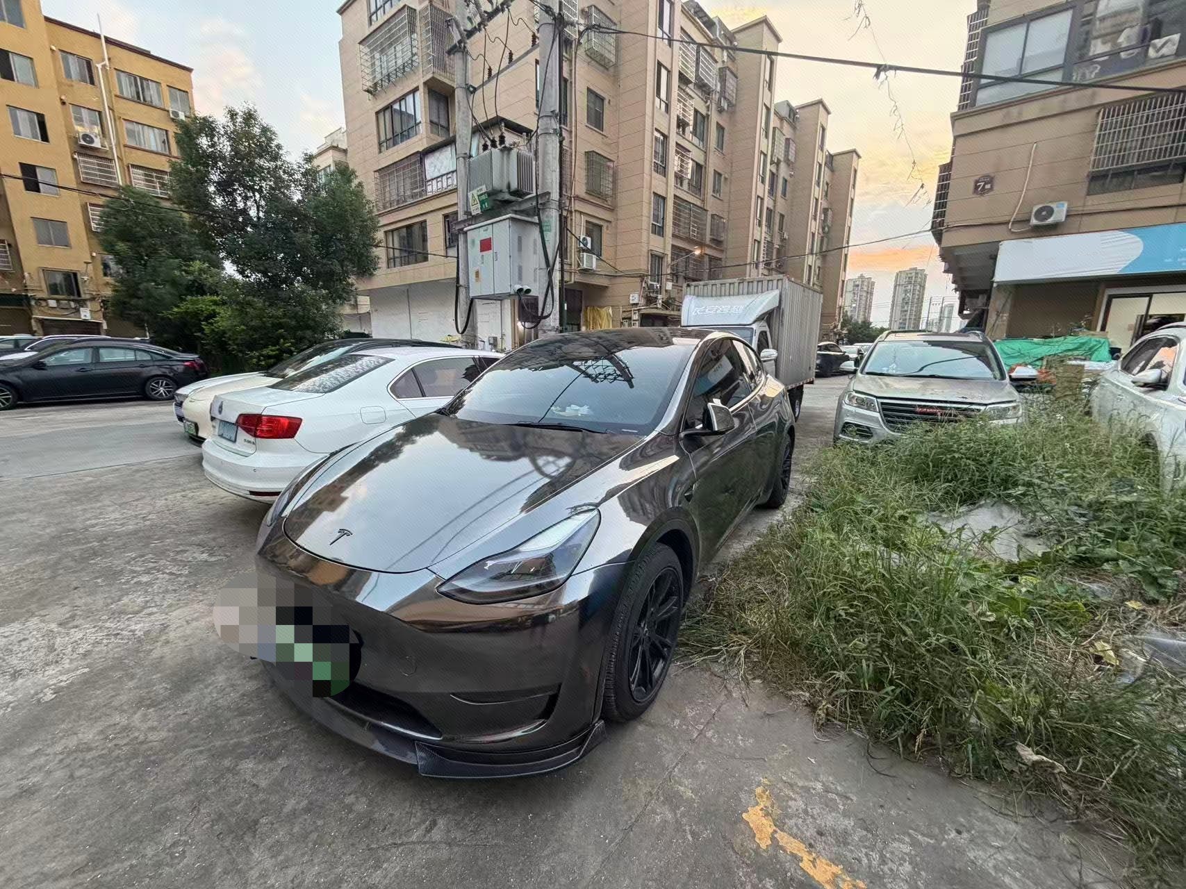 Tesla Model Y 2021 Tesla Model Y 2021 car image