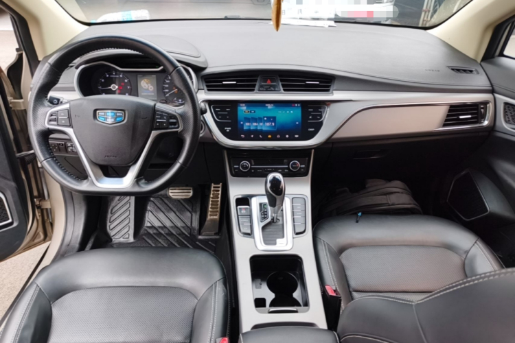 GEELY Emgrand GS 2018 car image #11