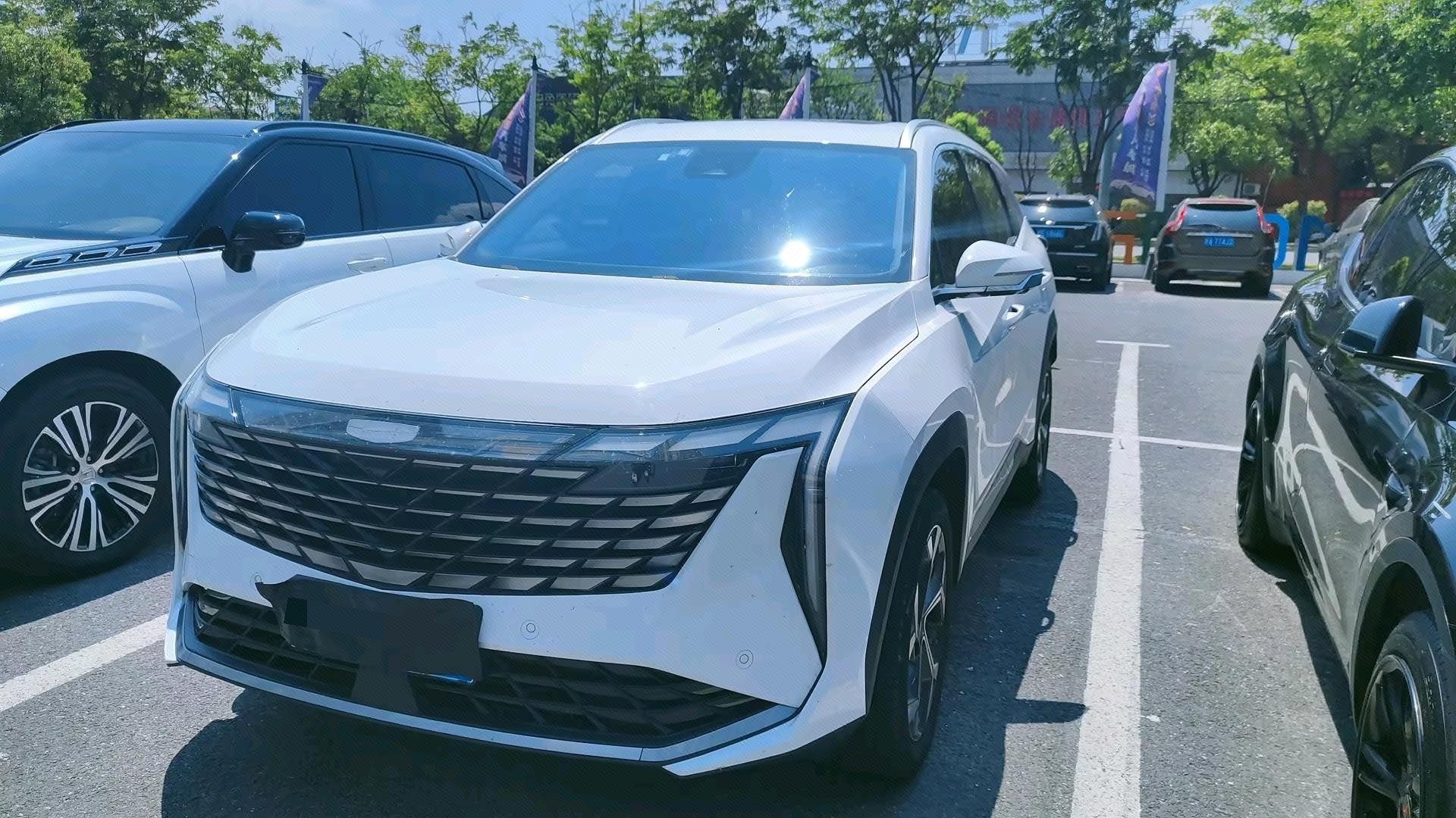 GEELY Boyue L 2023 GEELY Boyue L 2023 car image