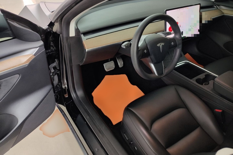 Tesla Model 3 2021 car image #16